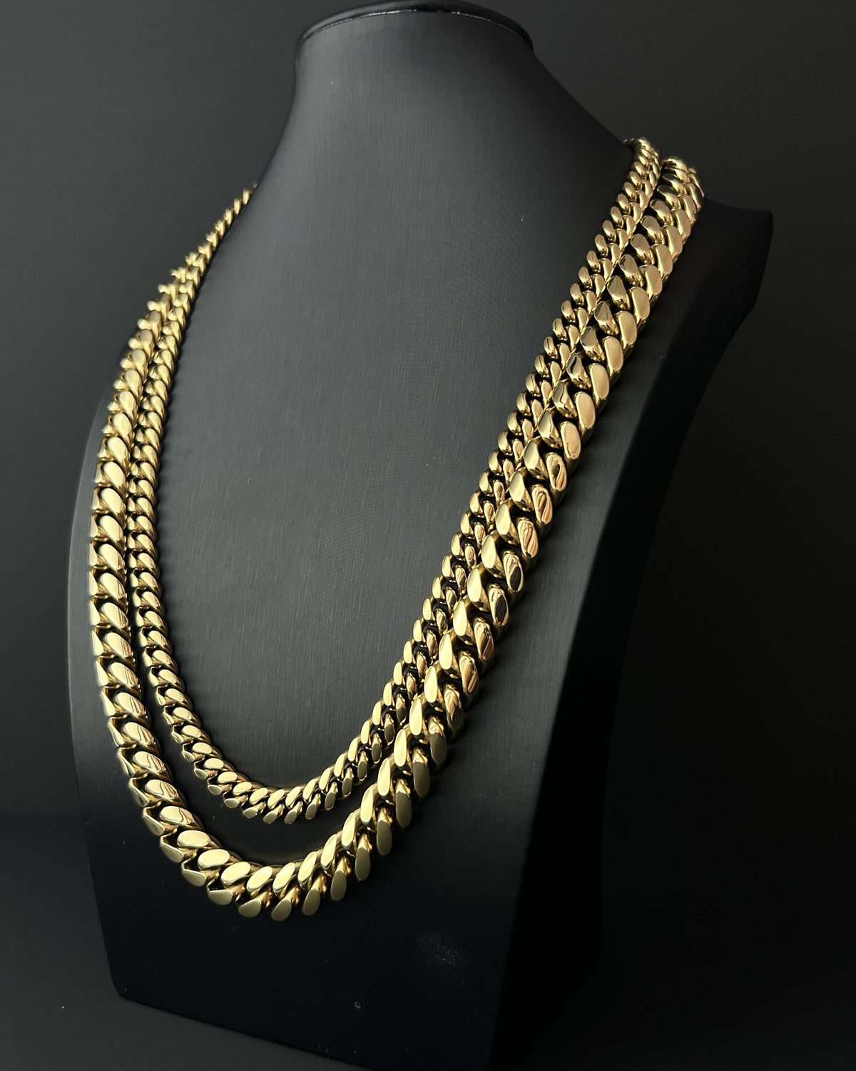 The 8mm and the 12mm Cuban link worn together on the same display bust
